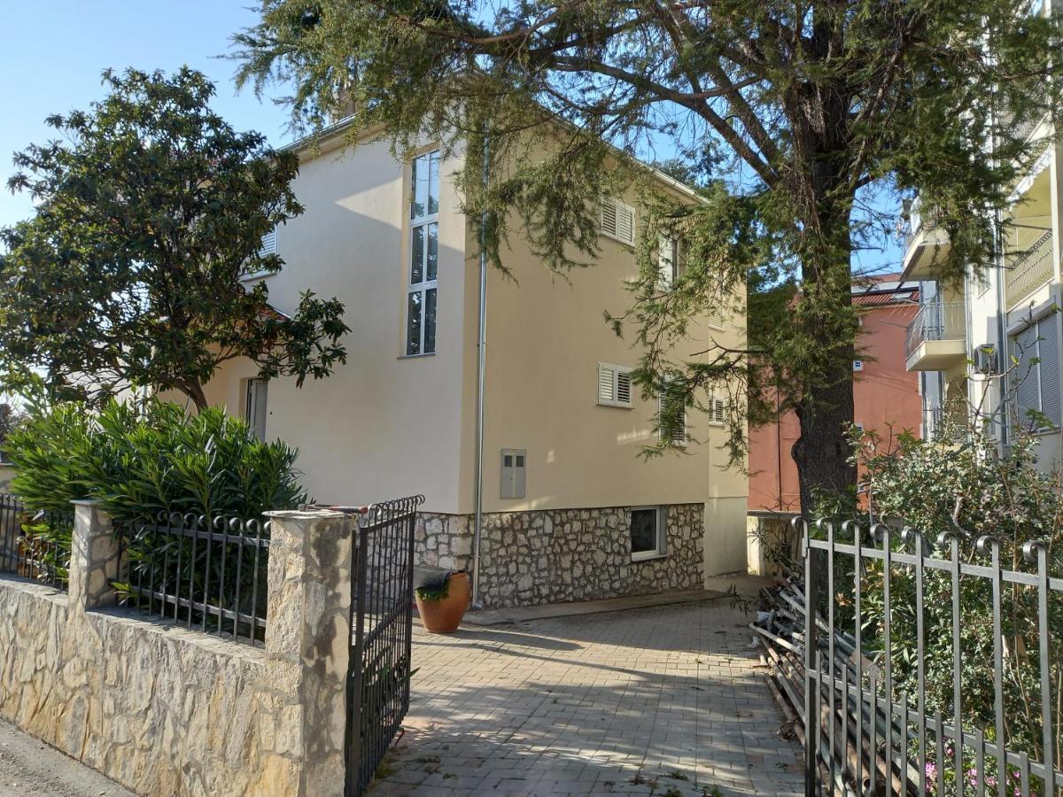 Apartman Noni Biograd Na Moru Exteriér fotografie