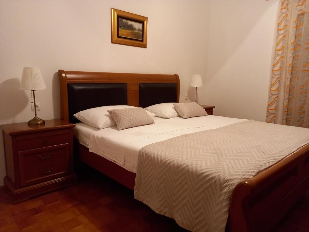 Apartman Noni Biograd Na Moru Exteriér fotografie